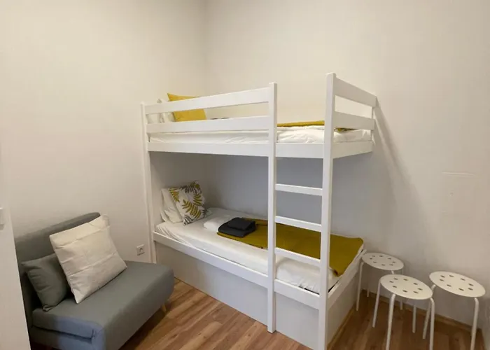 Central Mini Apartment Rhg 1