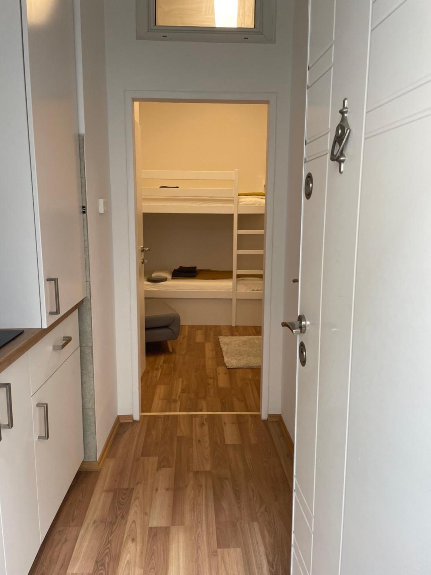 Mini Rhg 1 Apartment *