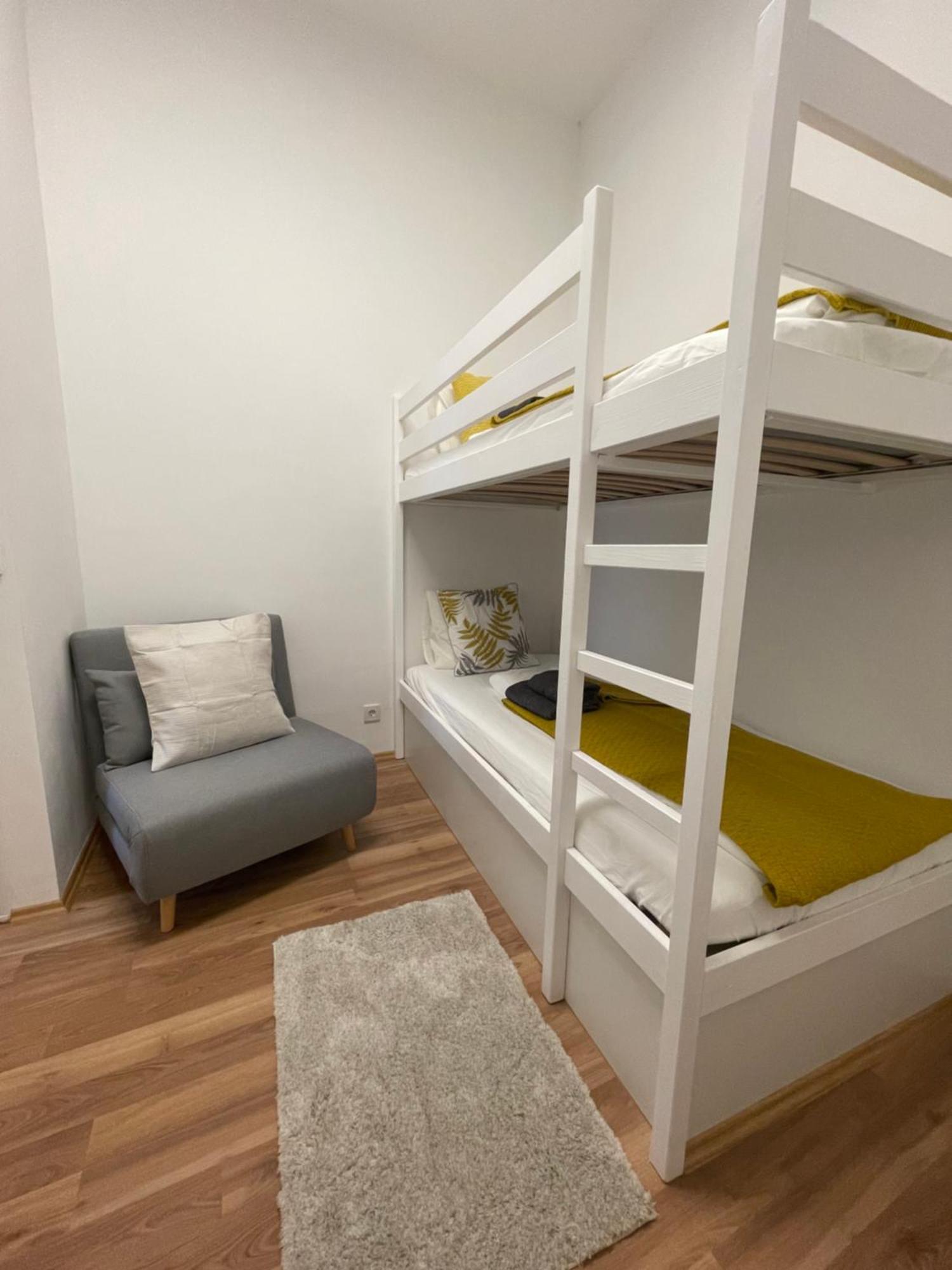 Mini Rhg 1 Apartment